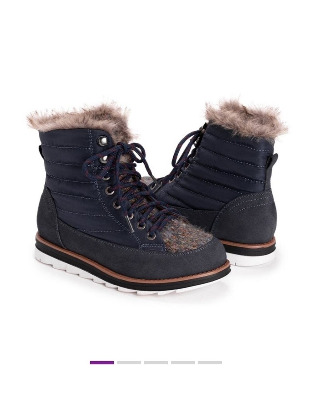 Muk luks navy sigrid boots size 9 womens
